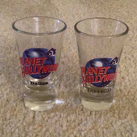 Set of 2 Planet Hollywood Shot Glasses - Picture 1 of 8